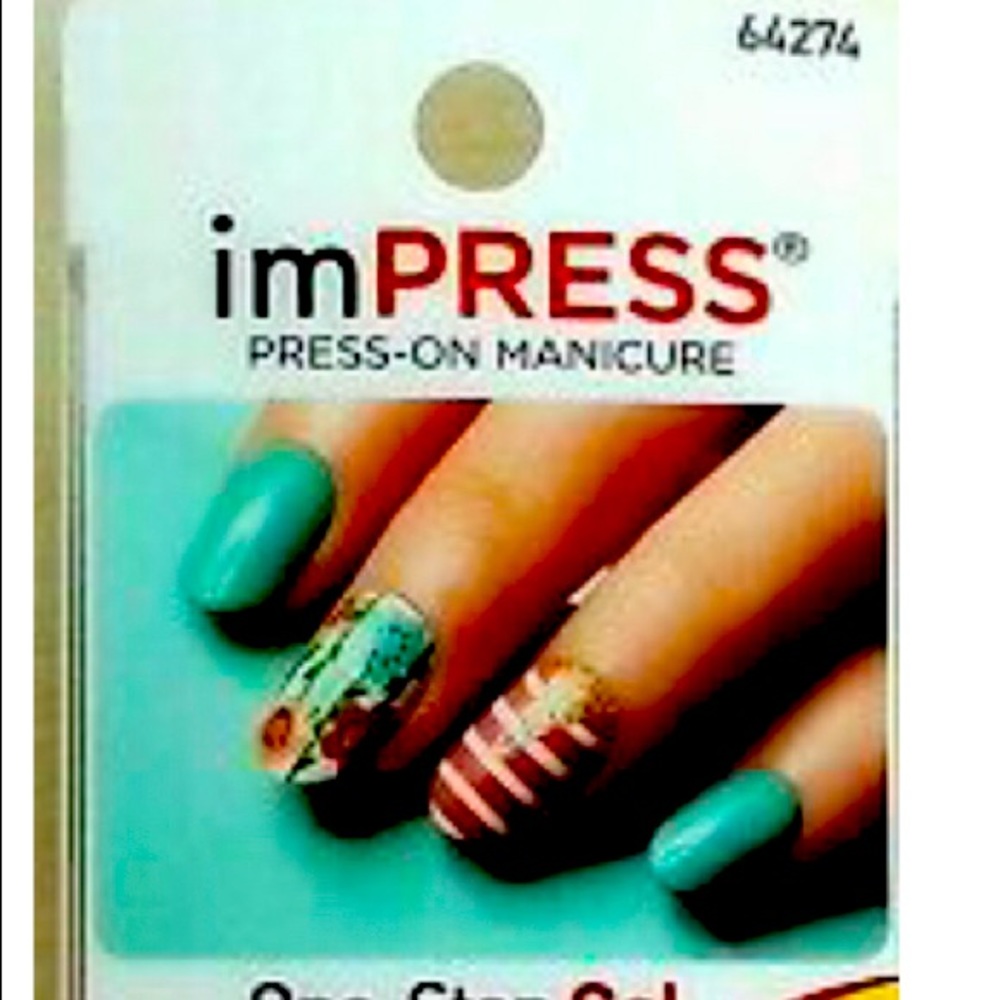 KISS imPRESS Press on nails- Gossip Girl
